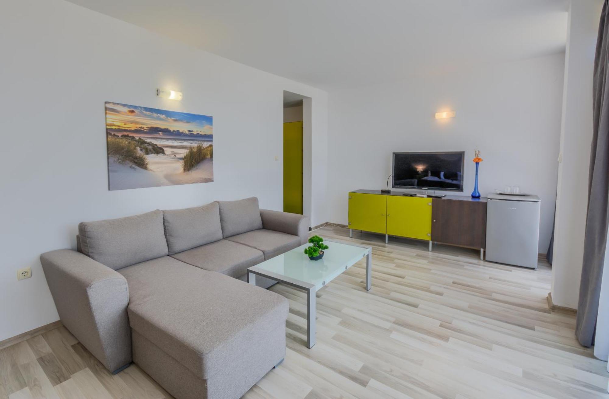 Odyssey Hotel 3*